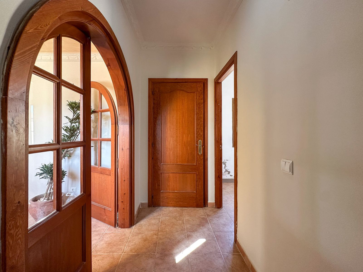Huis te koop in La Atalaya | 4 slaapkamers H5120755