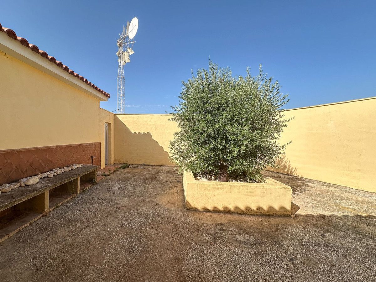 Huis te koop in La Atalaya | 4 slaapkamers H5120755