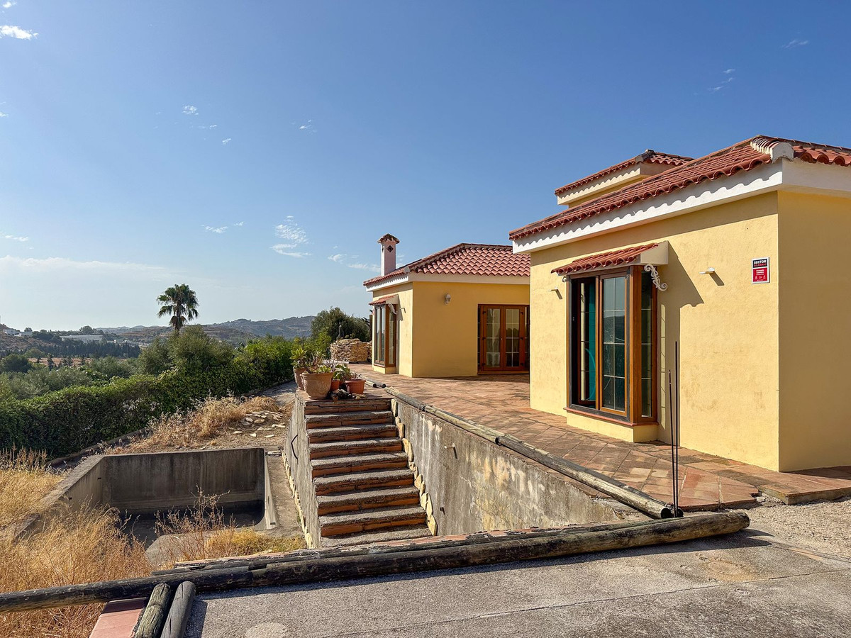 Huis te koop in La Atalaya | 4 slaapkamers H5120755