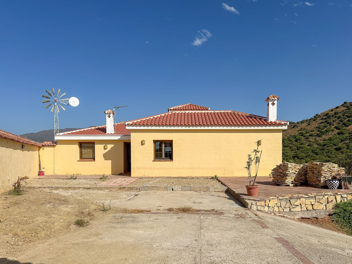 Huis te koop in La Atalaya | 4 slaapkamers H5120755