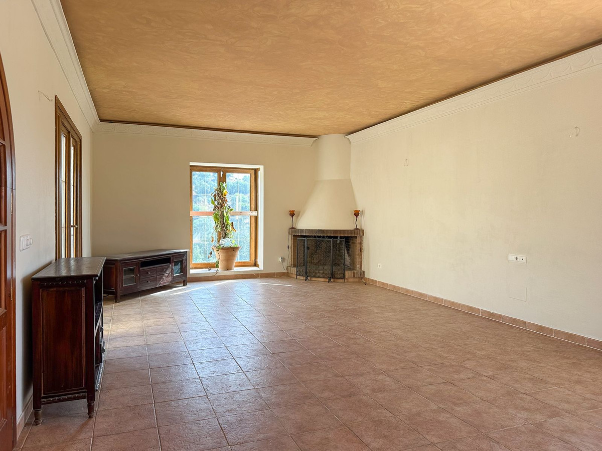 Huis te koop in La Atalaya | 4 slaapkamers H5120755