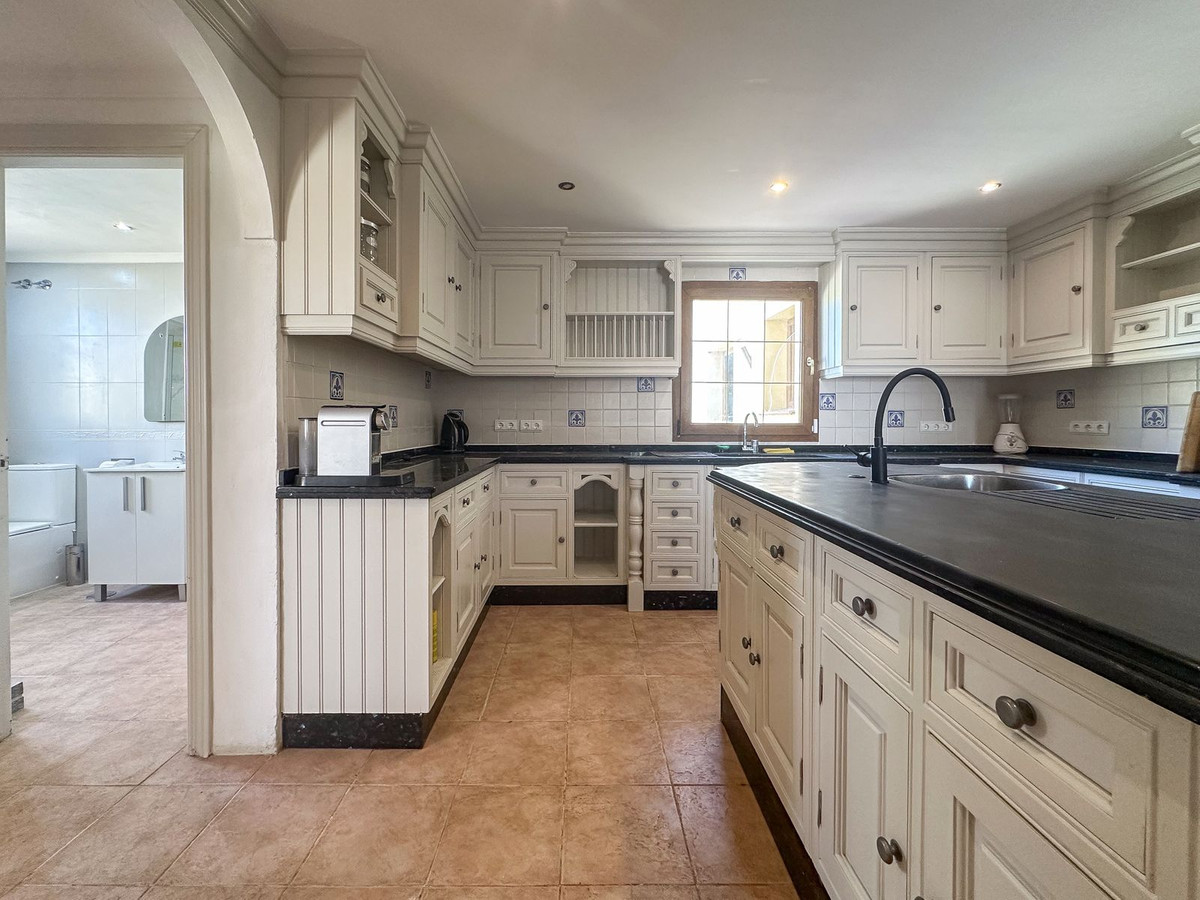 Huis te koop in La Atalaya | 4 slaapkamers H5120755