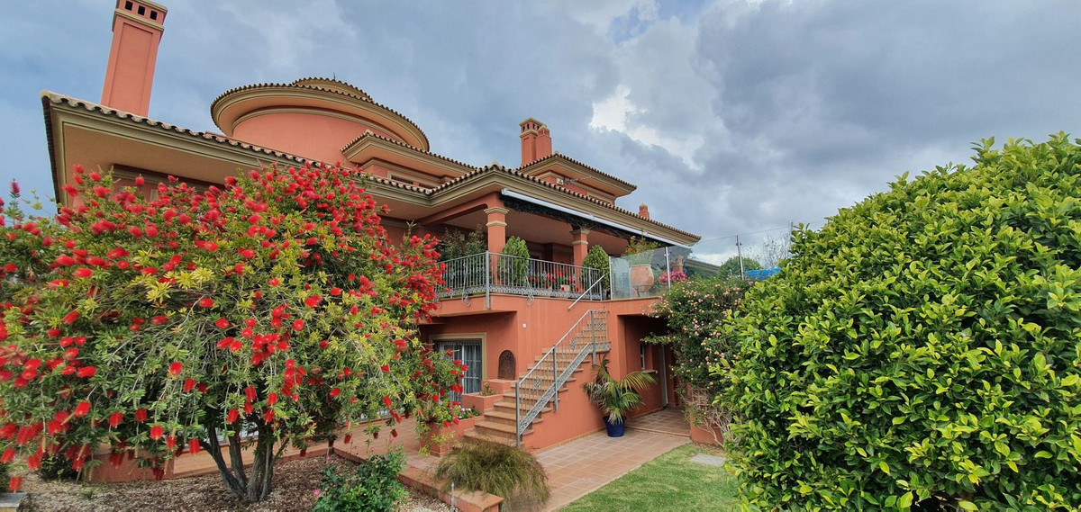 Property main view 80