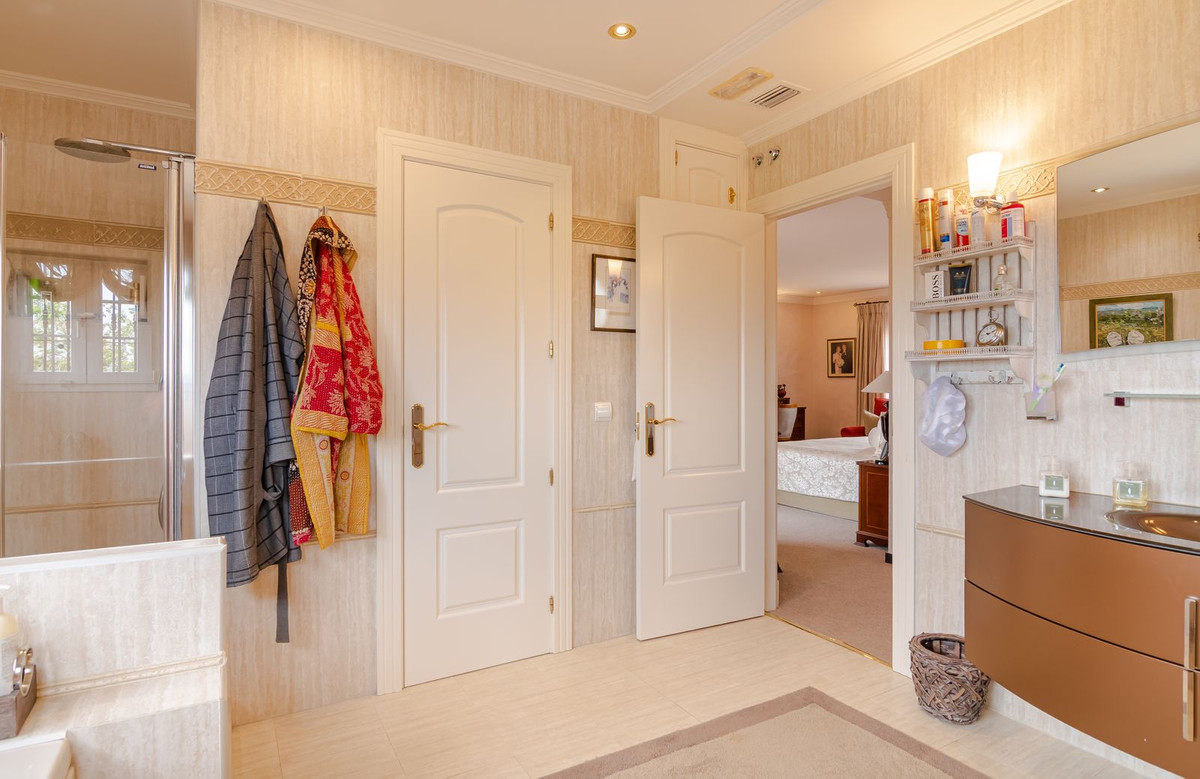 Property main view 90