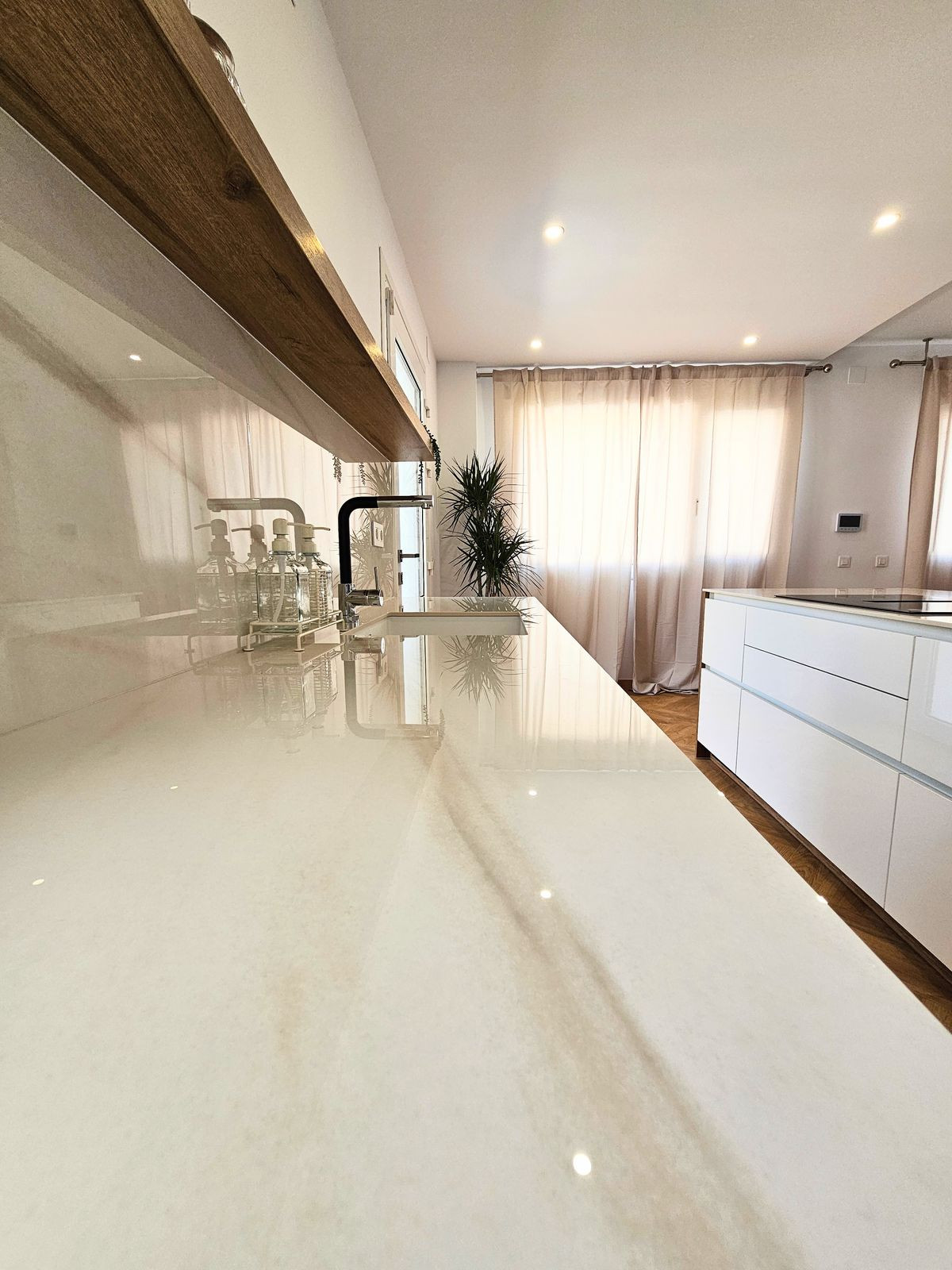 Property main view 116