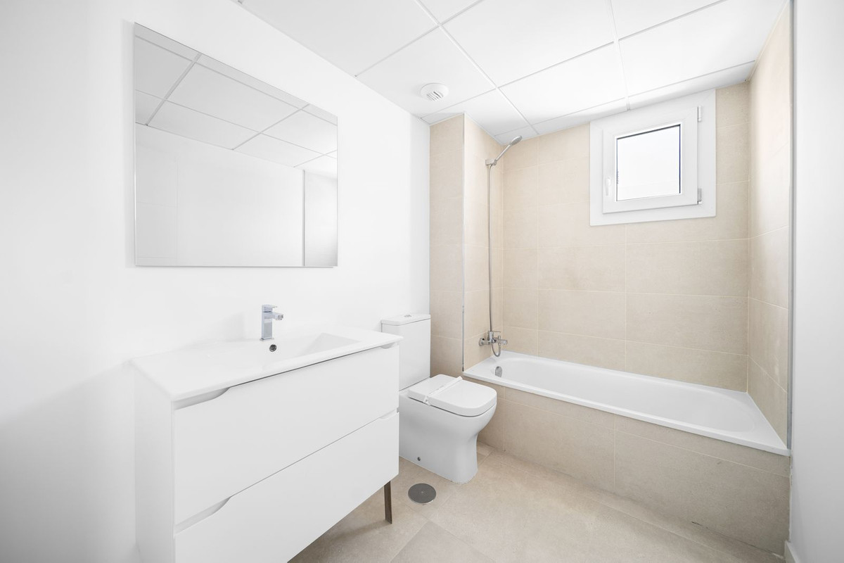 Huis te koop in La Cala de Mijas | 4 slaapkamers H5056375