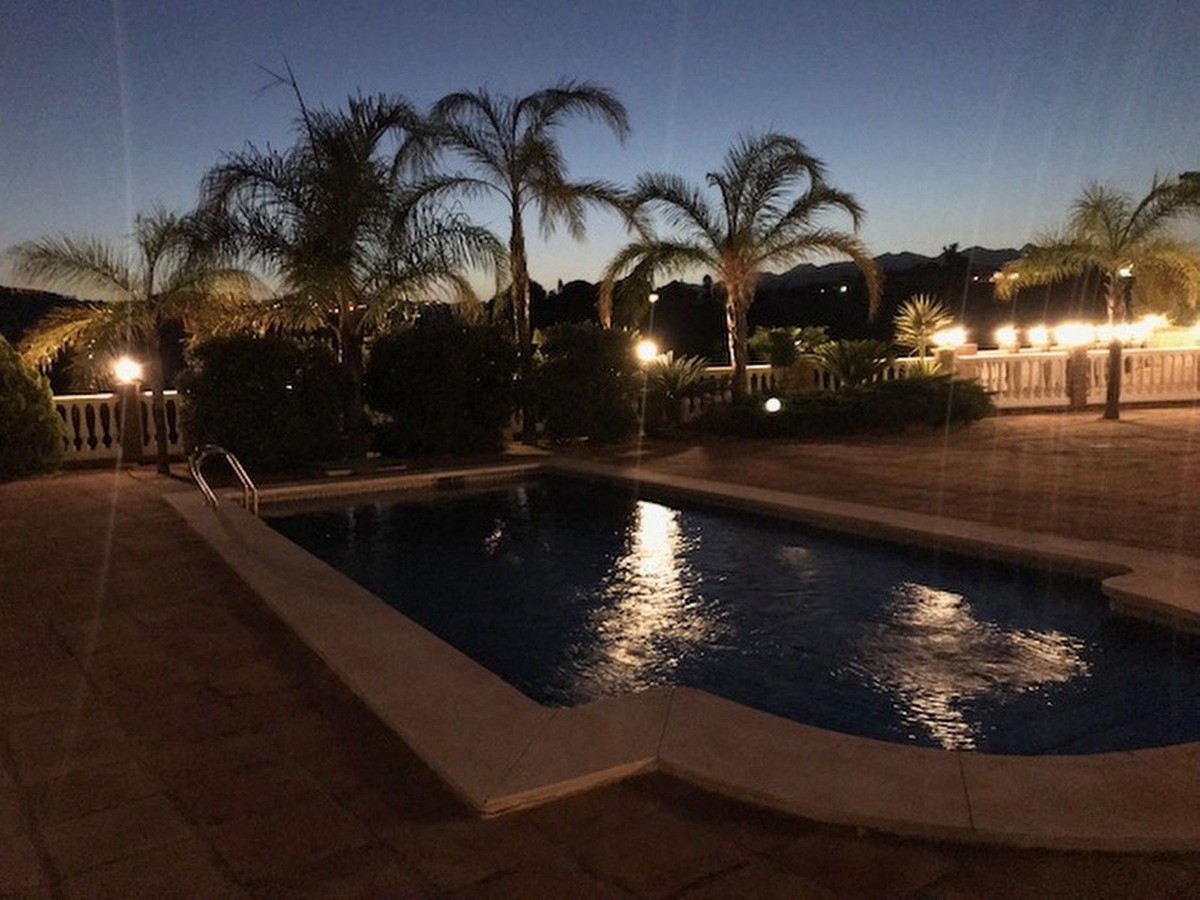 Huis te koop in La Cala de Mijas | 4 slaapkamers H5104783