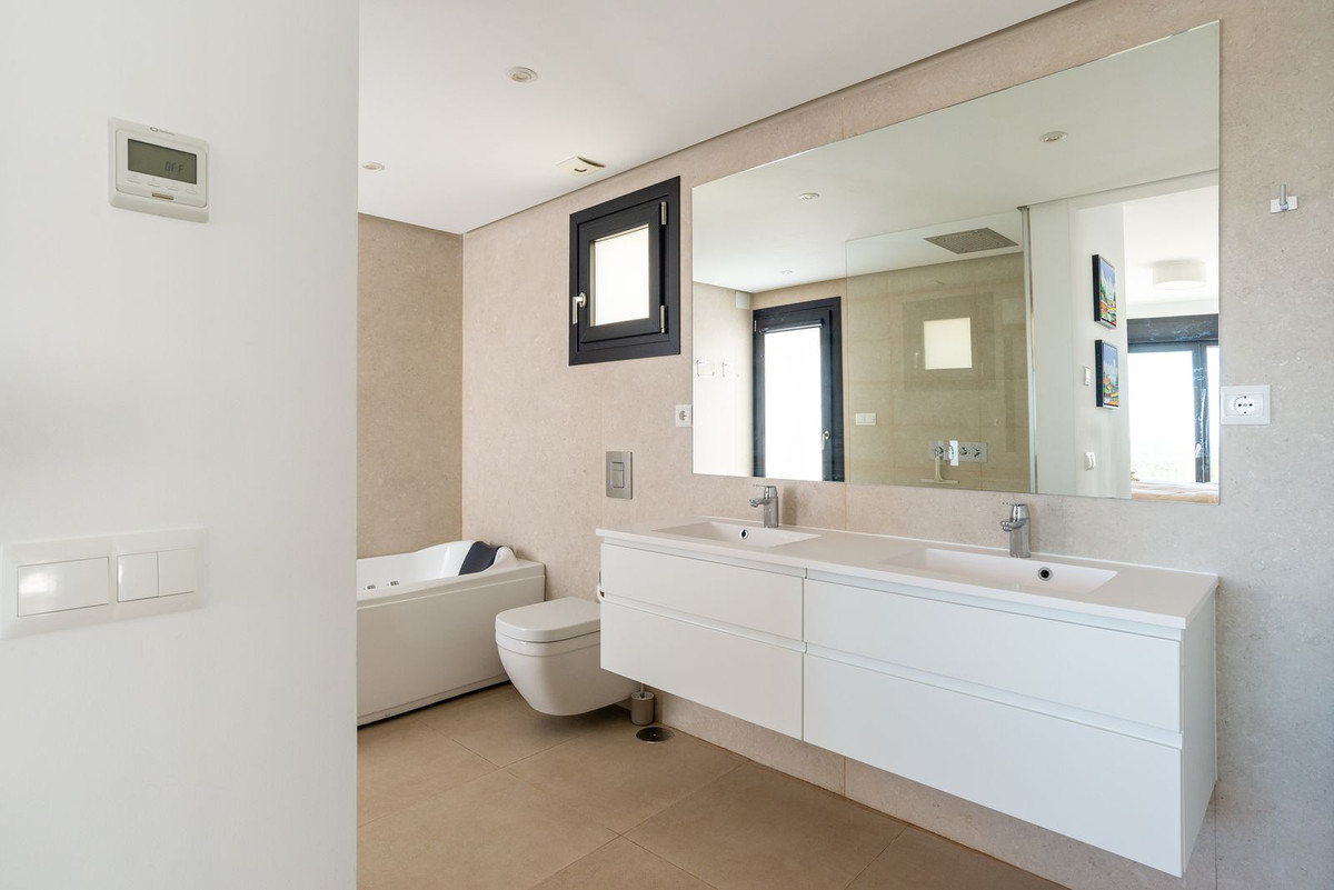 Huis te koop in La Cala de Mijas | 6 slaapkamers H5286430