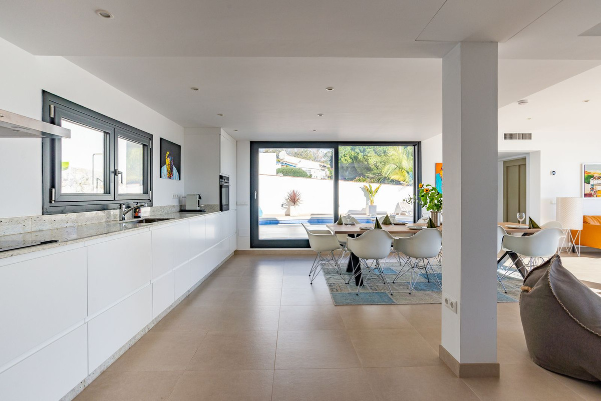 Huis te koop in La Cala de Mijas | 6 slaapkamers H5286430