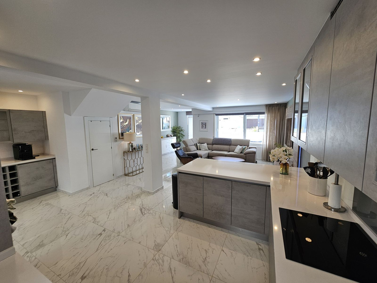Huis te koop in La Cala de Mijas | 4 slaapkamers H5297992