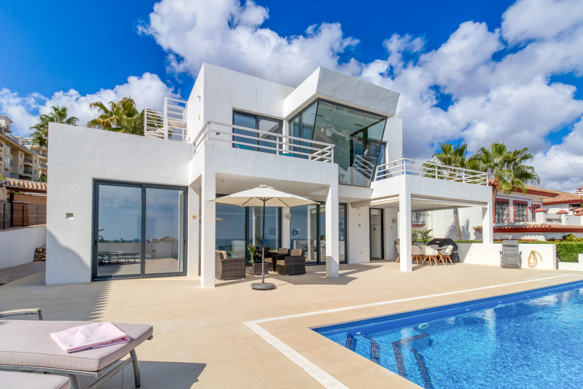 Huis te koop in La Cala de Mijas | 4 slaapkamers H5325463