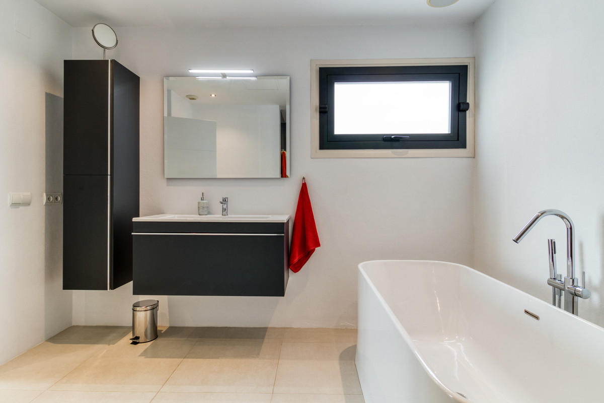 Huis te koop in La Cala de Mijas | 4 slaapkamers H5325463