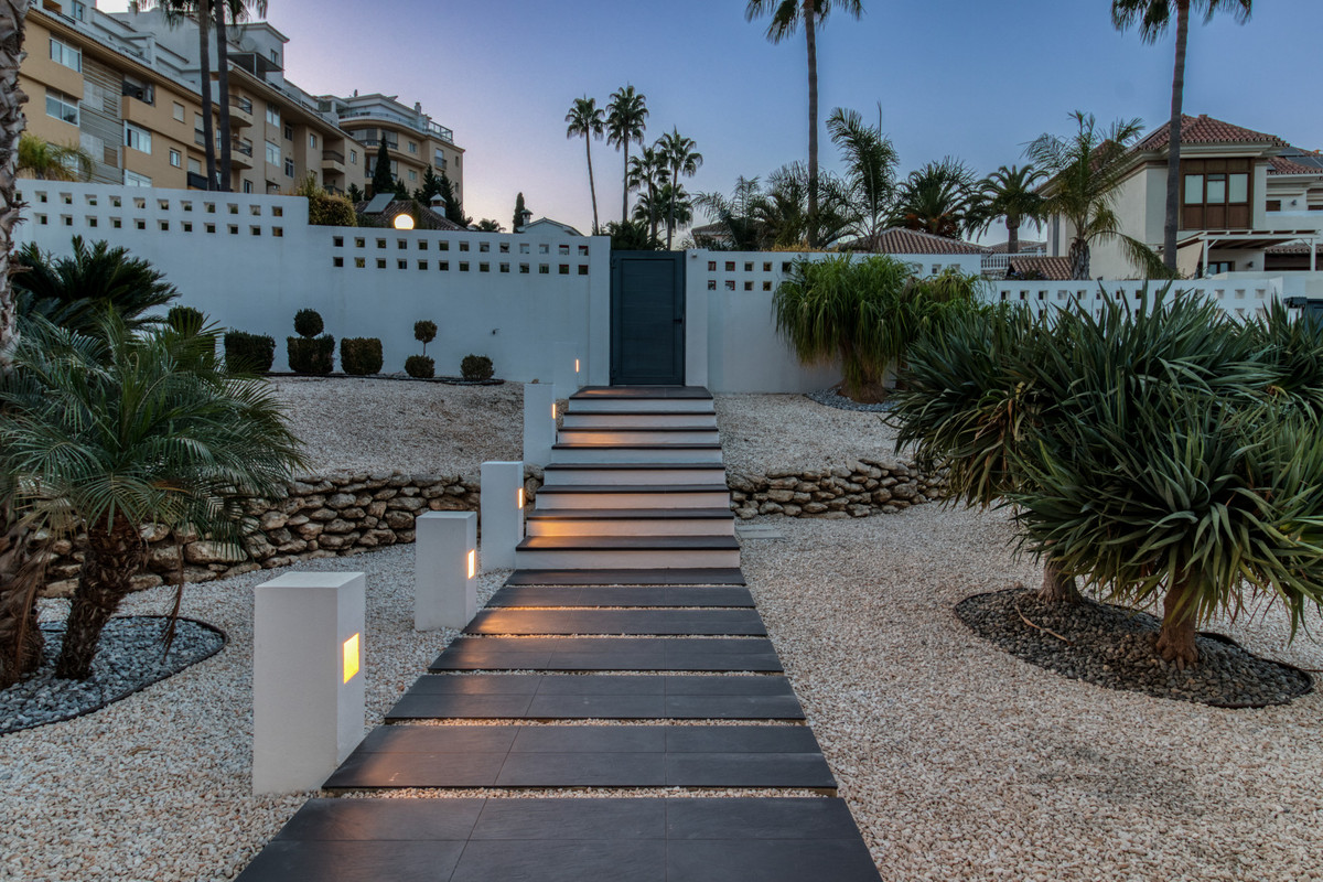 Huis te koop in La Cala de Mijas | 4 slaapkamers H5325463