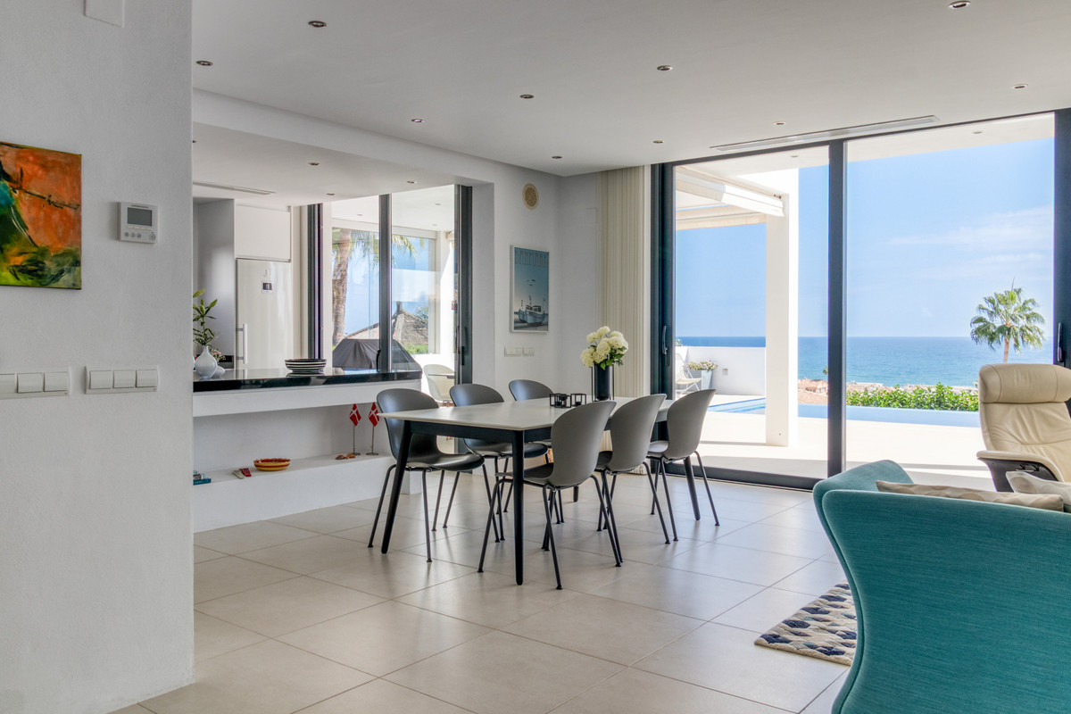 Huis te koop in La Cala de Mijas | 4 slaapkamers H5325463