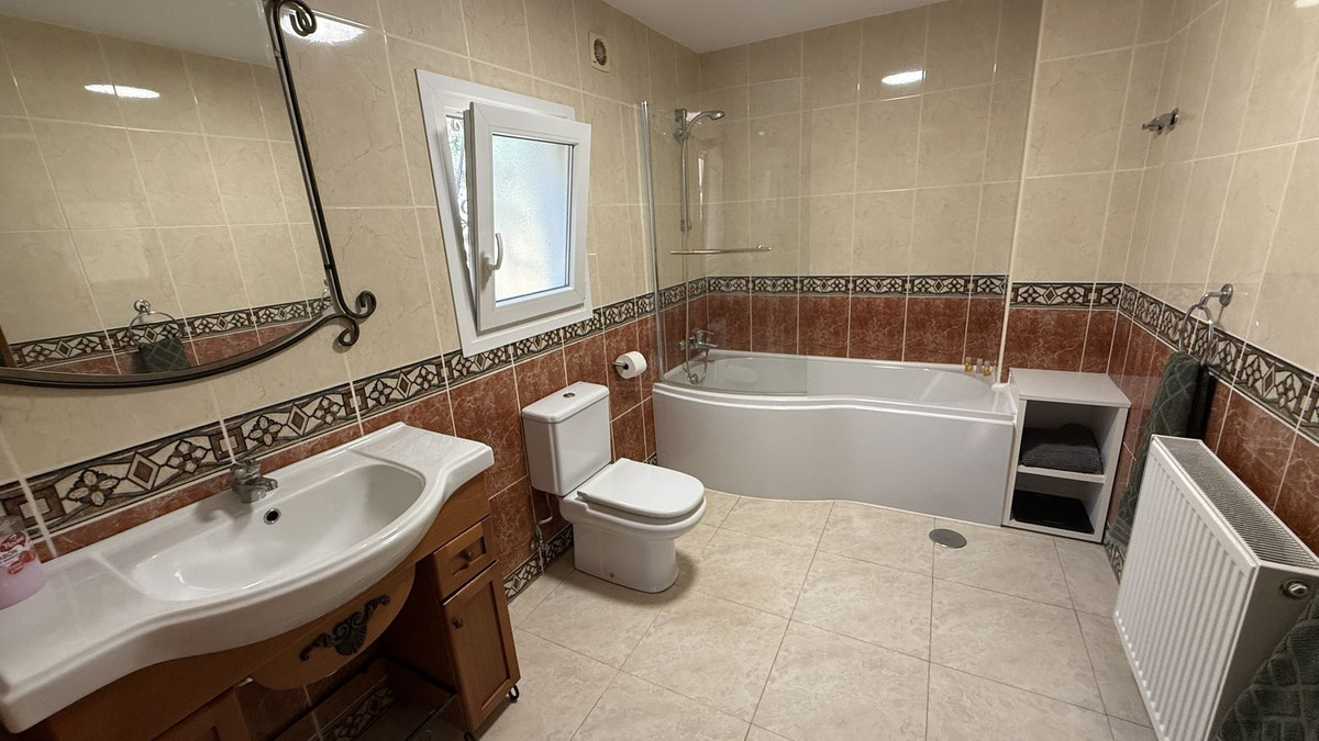 Huis te koop in La Cala de Mijas | 4 slaapkamers H5383891