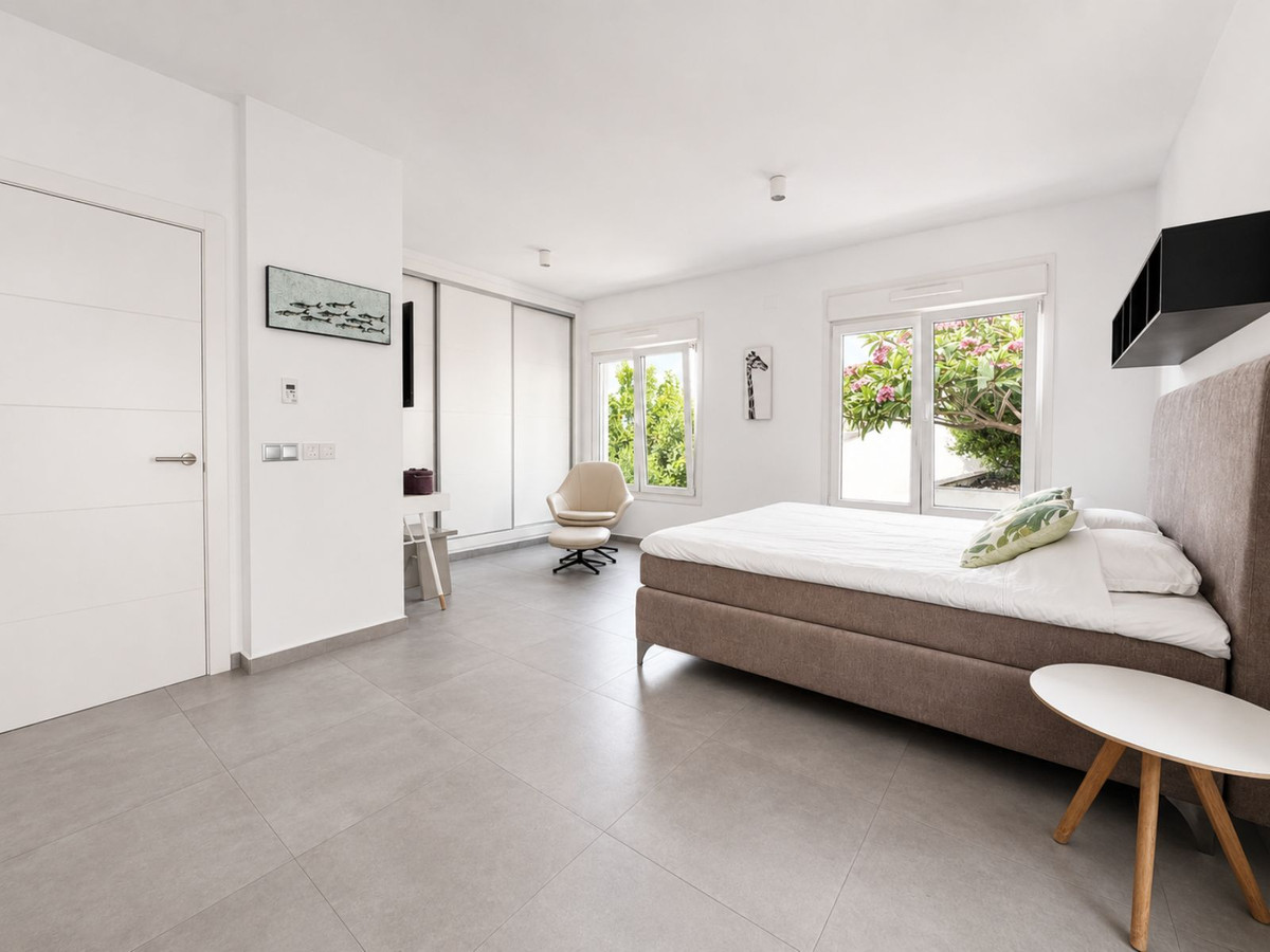 Huis te koop in La Cala de Mijas | 4 slaapkamers H5423404
