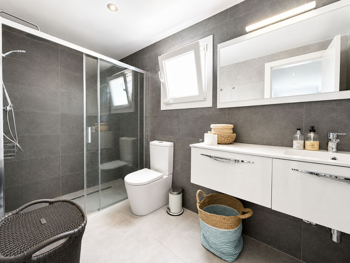 Huis te koop in La Cala de Mijas | 4 slaapkamers H5423404