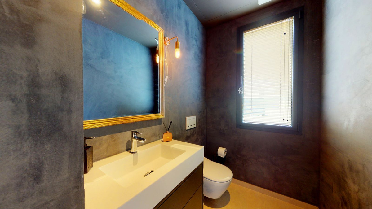 Property main view 80