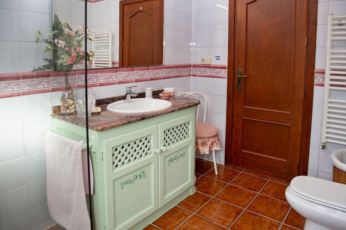 Property main view 60