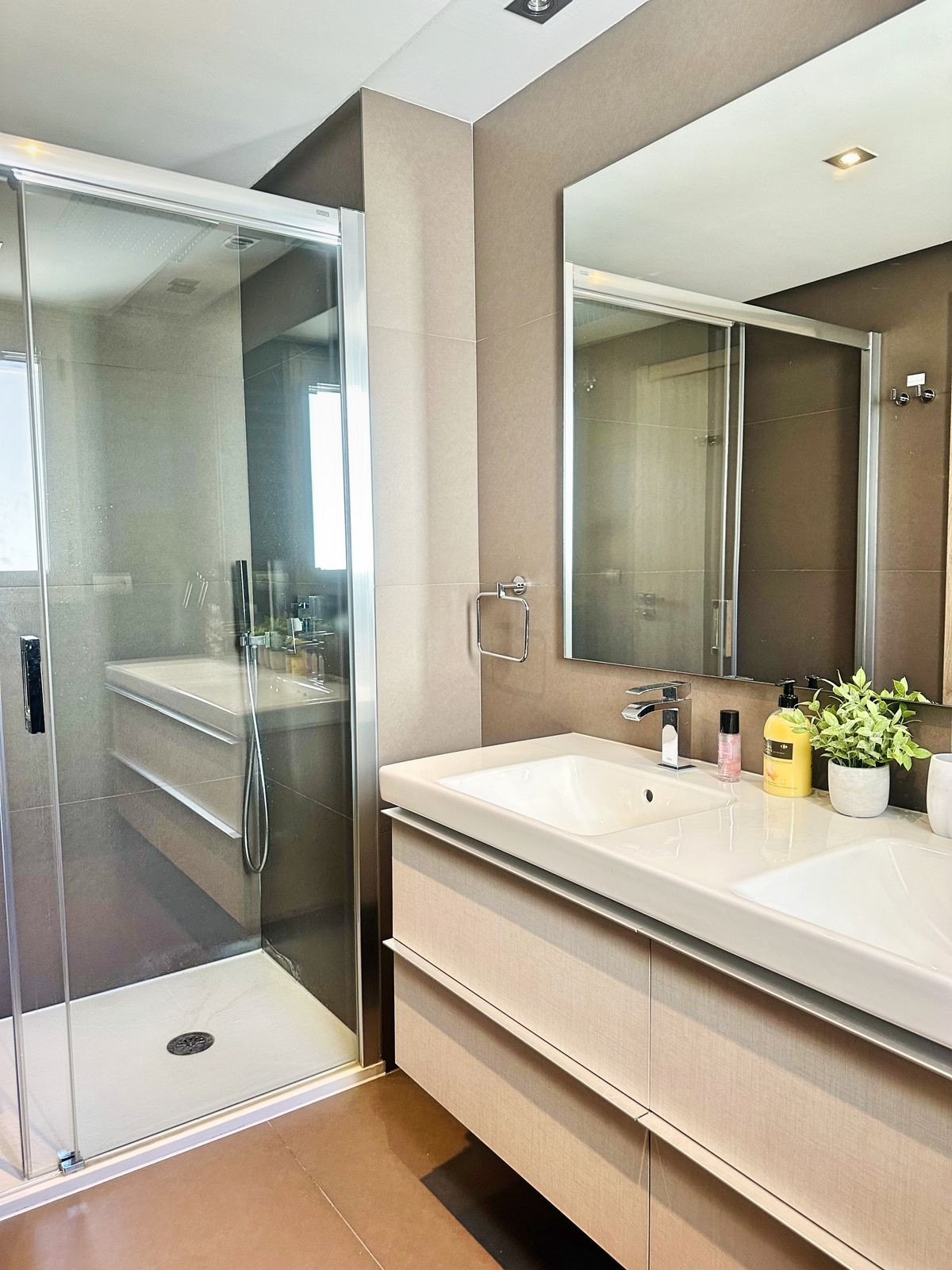 Property main view 26