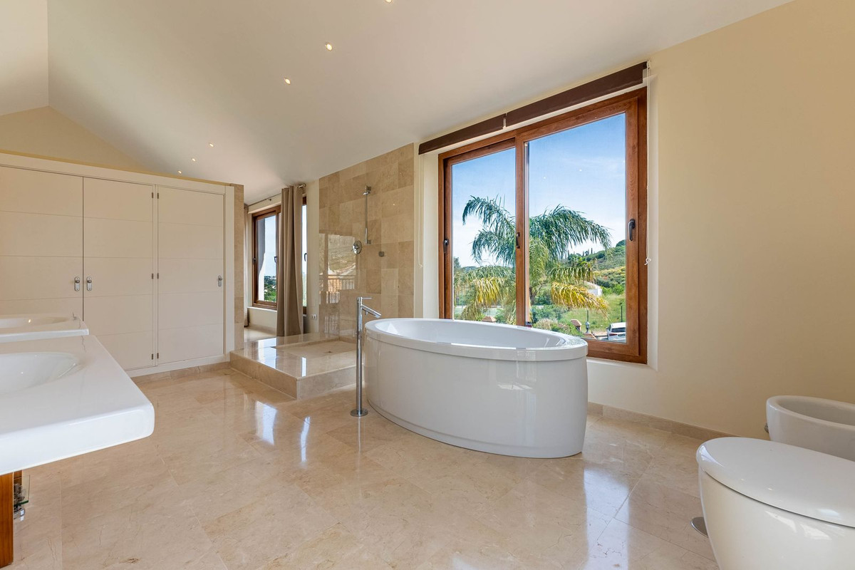 Property main view 33