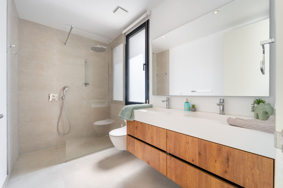 Property main view 40