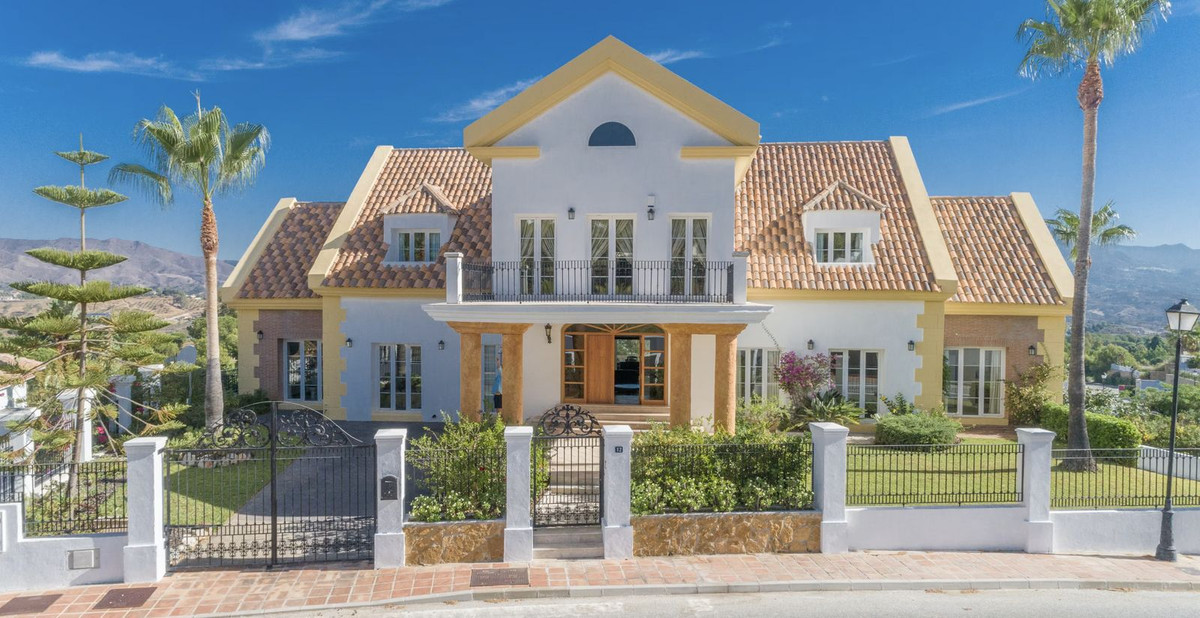 Huis te koop in La Cala Golf | 6 slaapkamers H5527597
