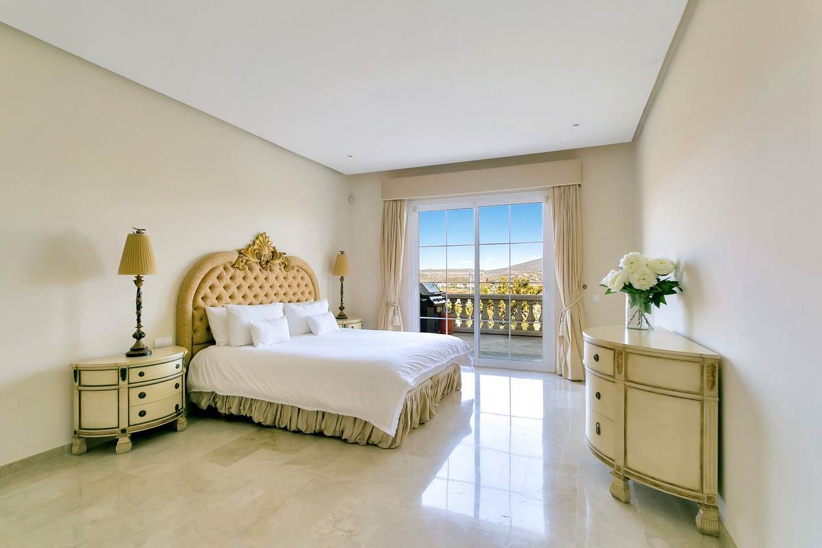 Huis te koop in La Cala Golf | 6 slaapkamers H5527597