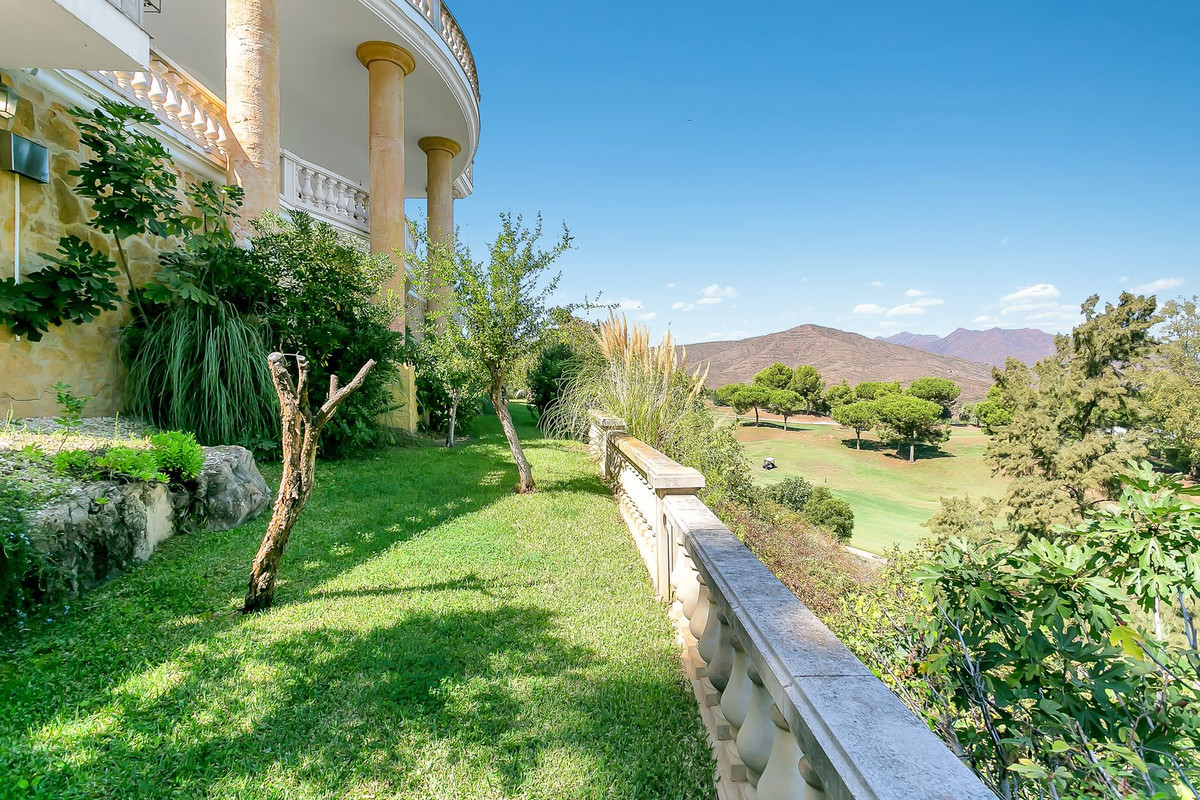 Huis te koop in La Cala Golf | 6 slaapkamers H5527597