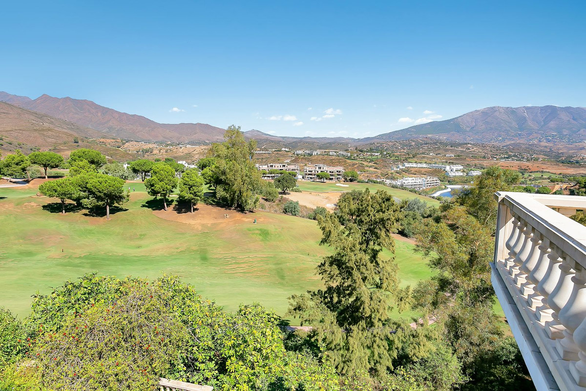 Huis te koop in La Cala Golf | 6 slaapkamers H5527597