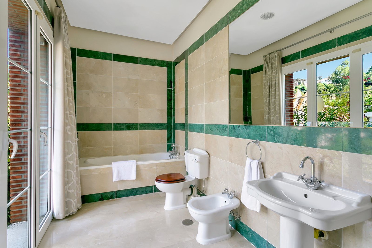 Huis te koop in La Cala Golf | 6 slaapkamers H5527597