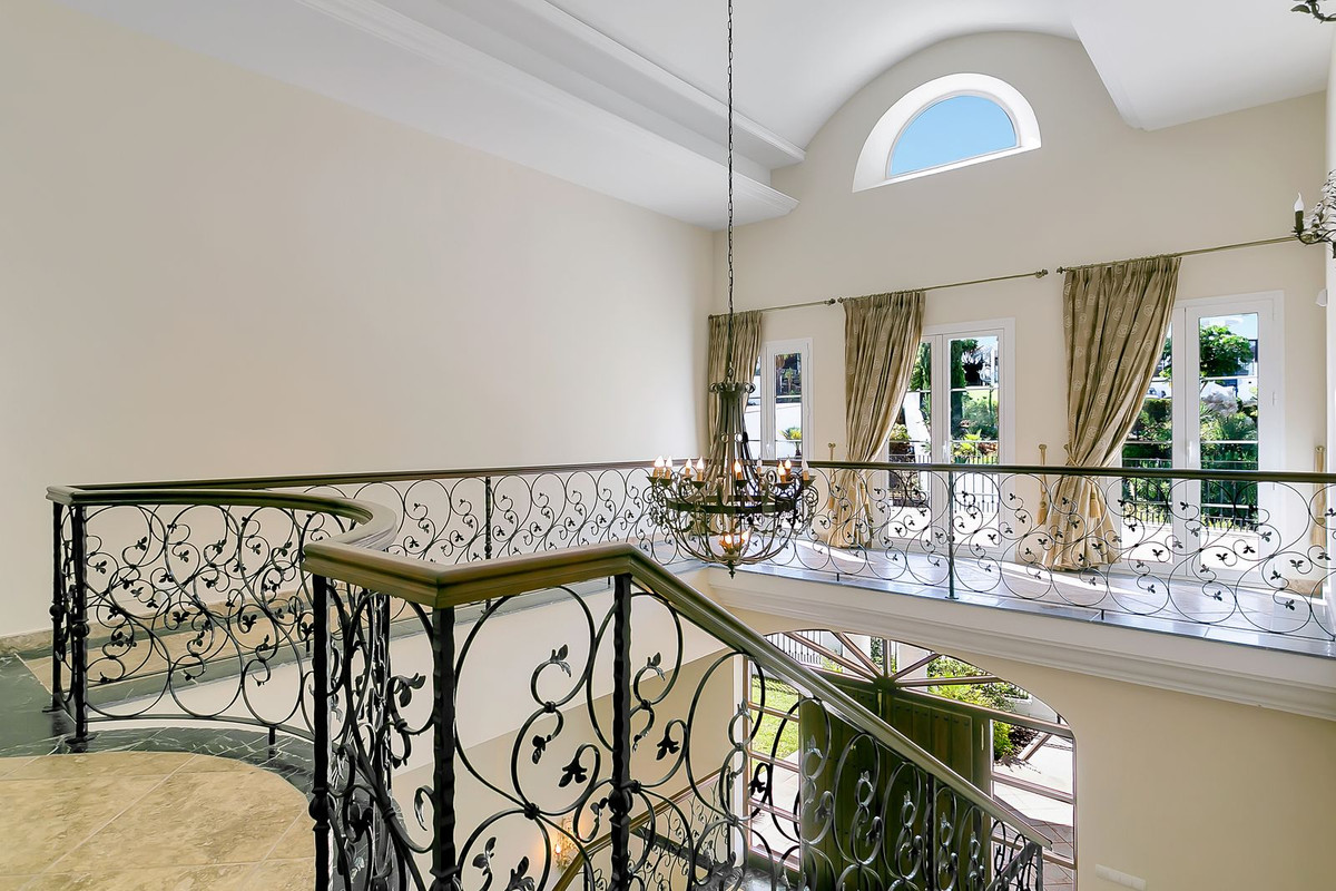 Huis te koop in La Cala Golf | 6 slaapkamers H5527597