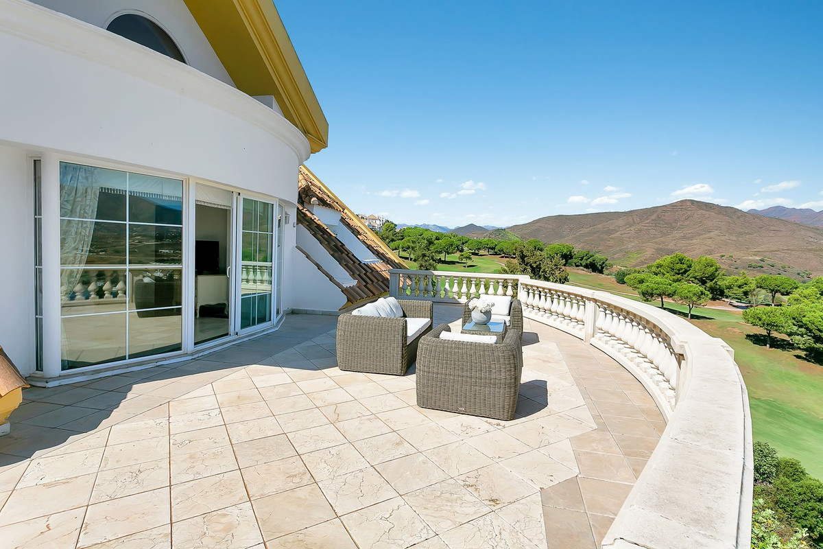 Huis te koop in La Cala Golf | 6 slaapkamers H5527597