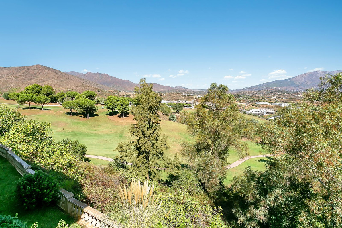 Huis te koop in La Cala Golf | 6 slaapkamers H5527597