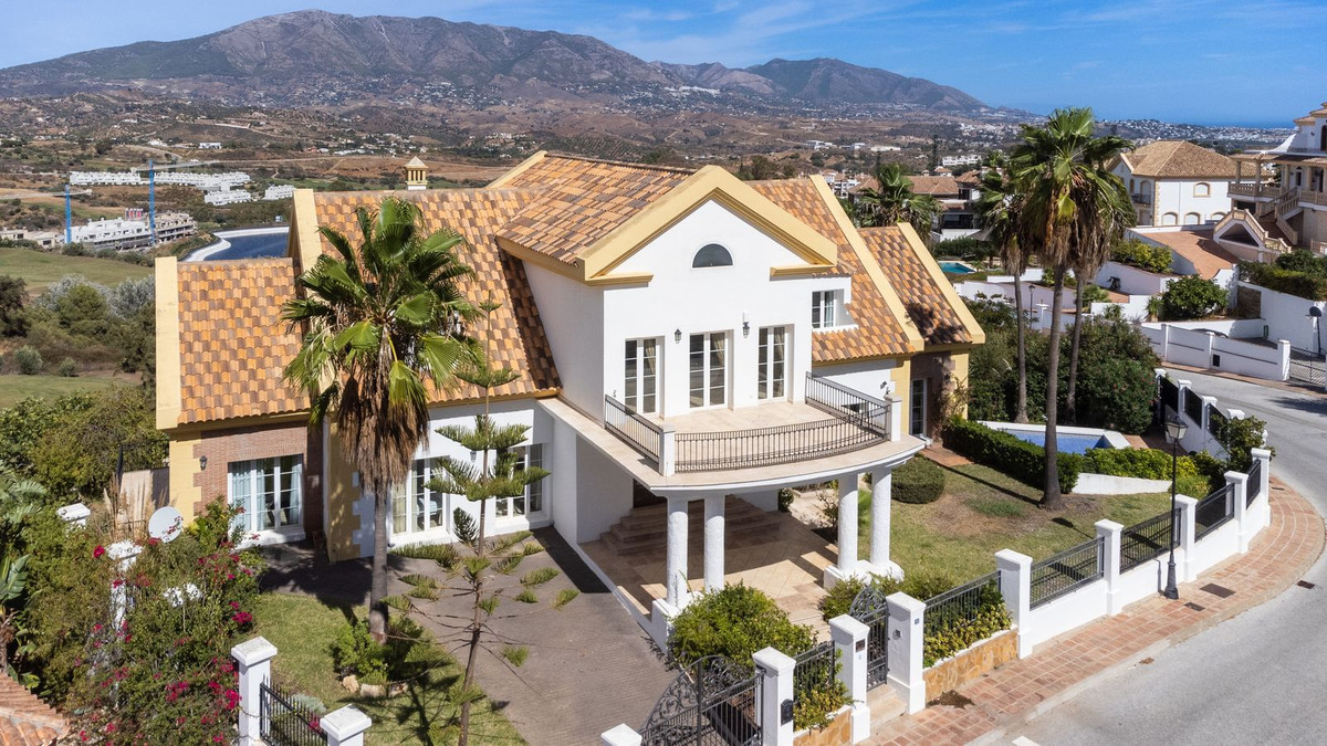 Huis te koop in La Cala Golf | 6 slaapkamers H5527597