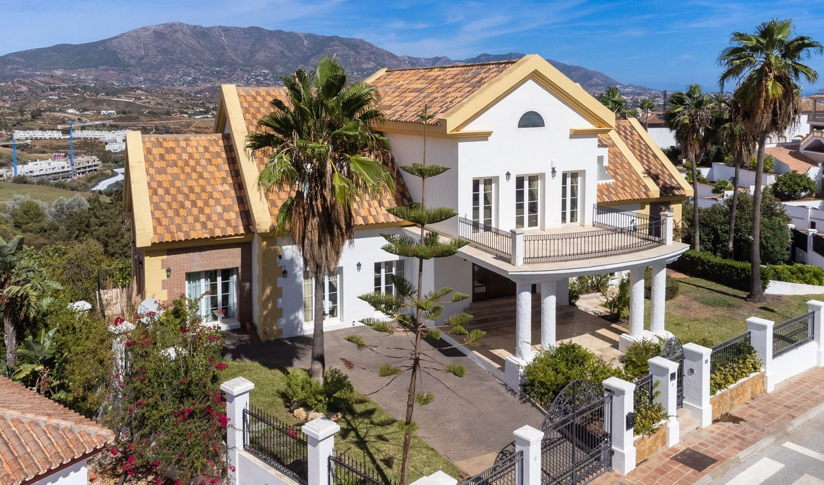 Huis te koop in La Cala Golf | 6 slaapkamers H5527597