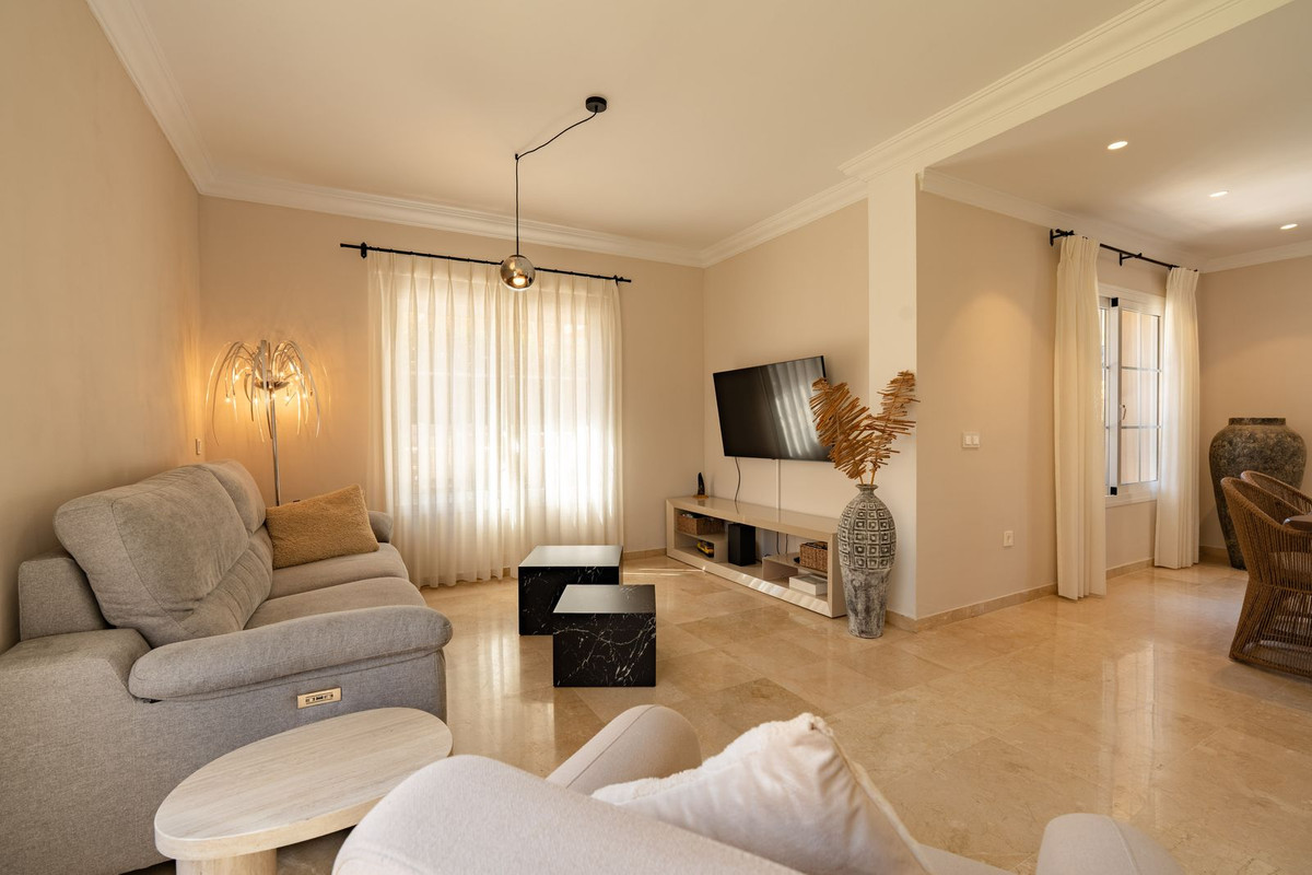 Huis te koop in La Cala Hills | 4 slaapkamers H5498092