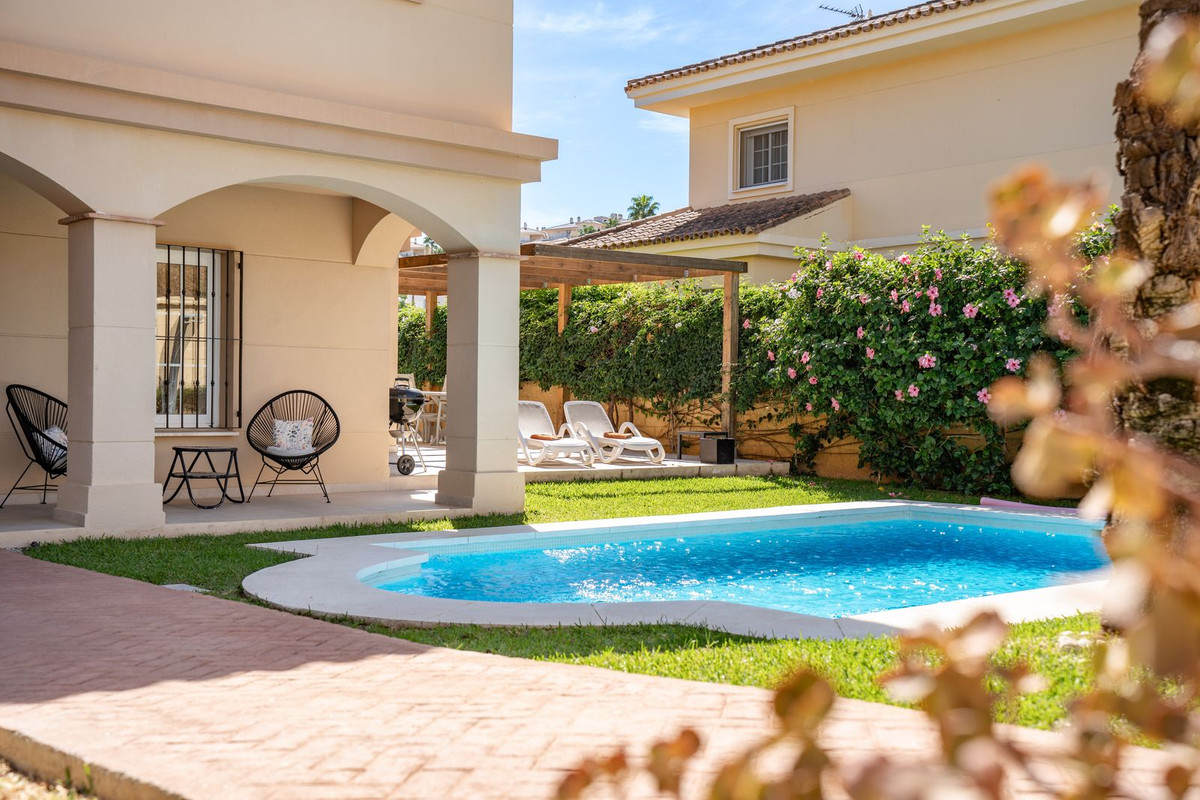 Huis te koop in La Cala Hills | 4 slaapkamers H5498092