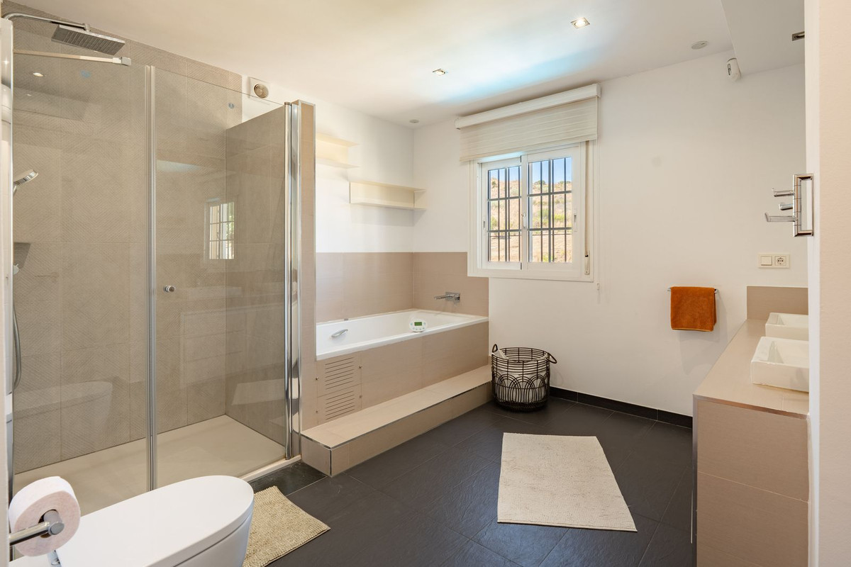 Huis te koop in La Cala Hills | 4 slaapkamers H5498092
