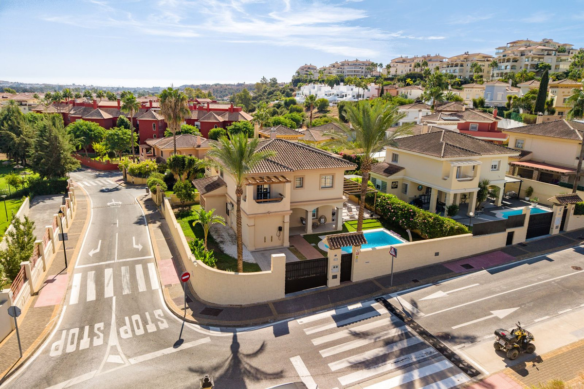 Huis te koop in La Cala Hills | 4 slaapkamers H5498092