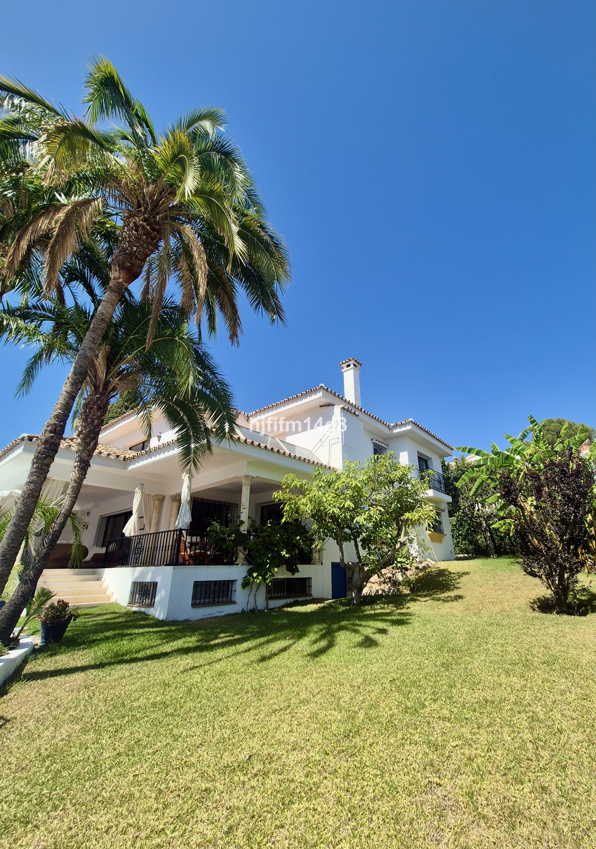 Vrijstaande Villa in La Campana-19