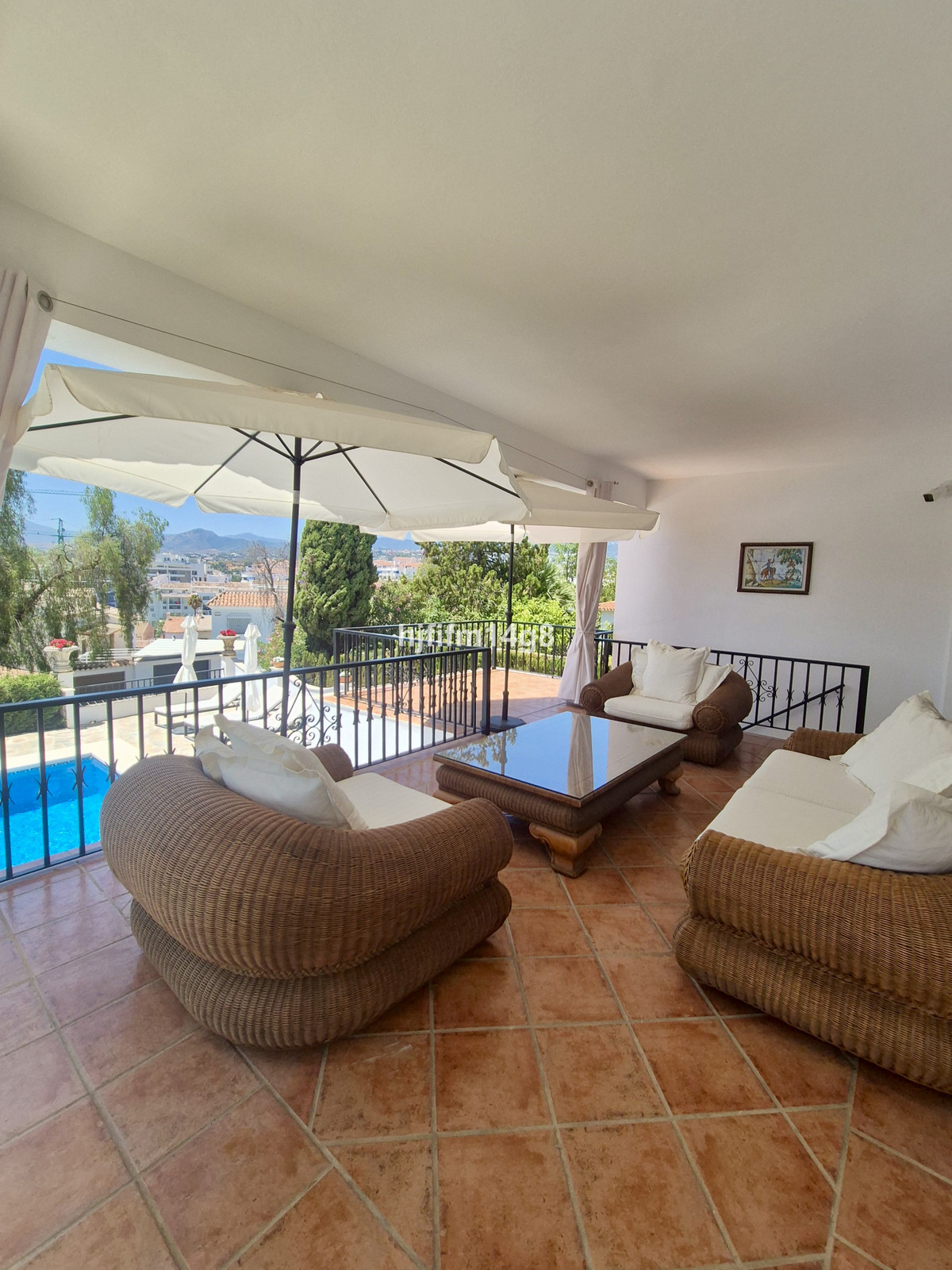 Vrijstaande Villa in La Campana-4