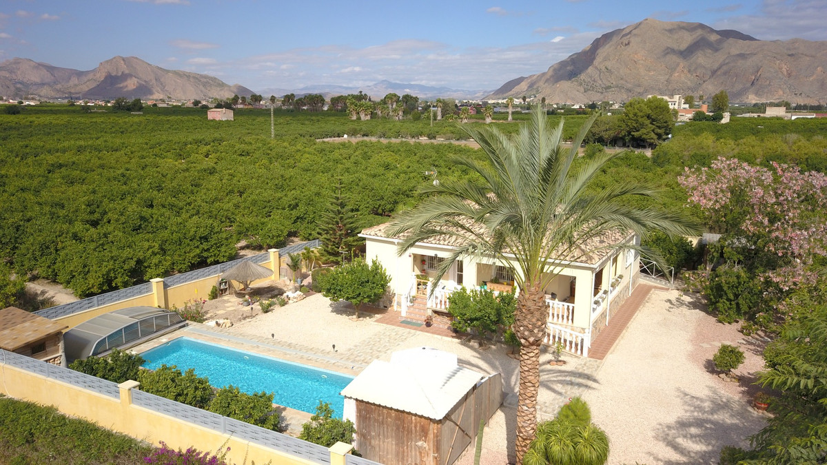 Huis te koop in La Campaneta | 3 slaapkamers H5212963