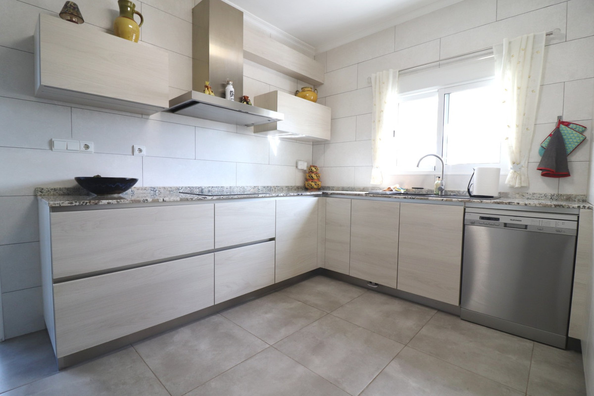 Huis te koop in La Campaneta | 3 slaapkamers H5212963