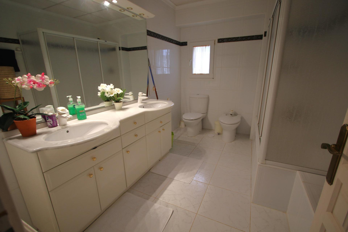 Huis te koop in la Canuta | 4 slaapkamers H4229155