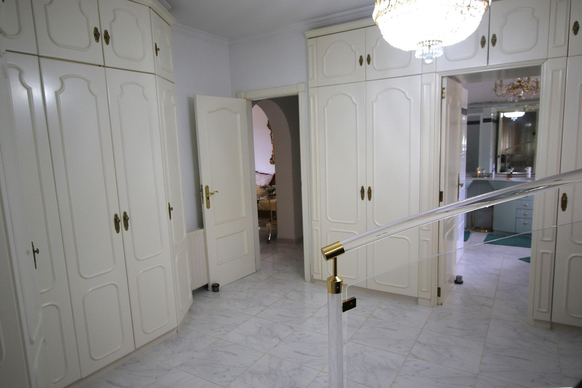 Huis te koop in la Canuta | 4 slaapkamers H4229155