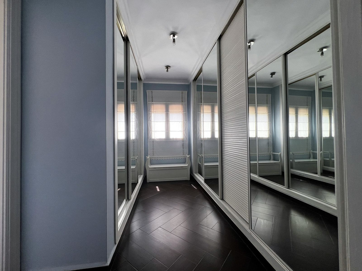 Property main view 32