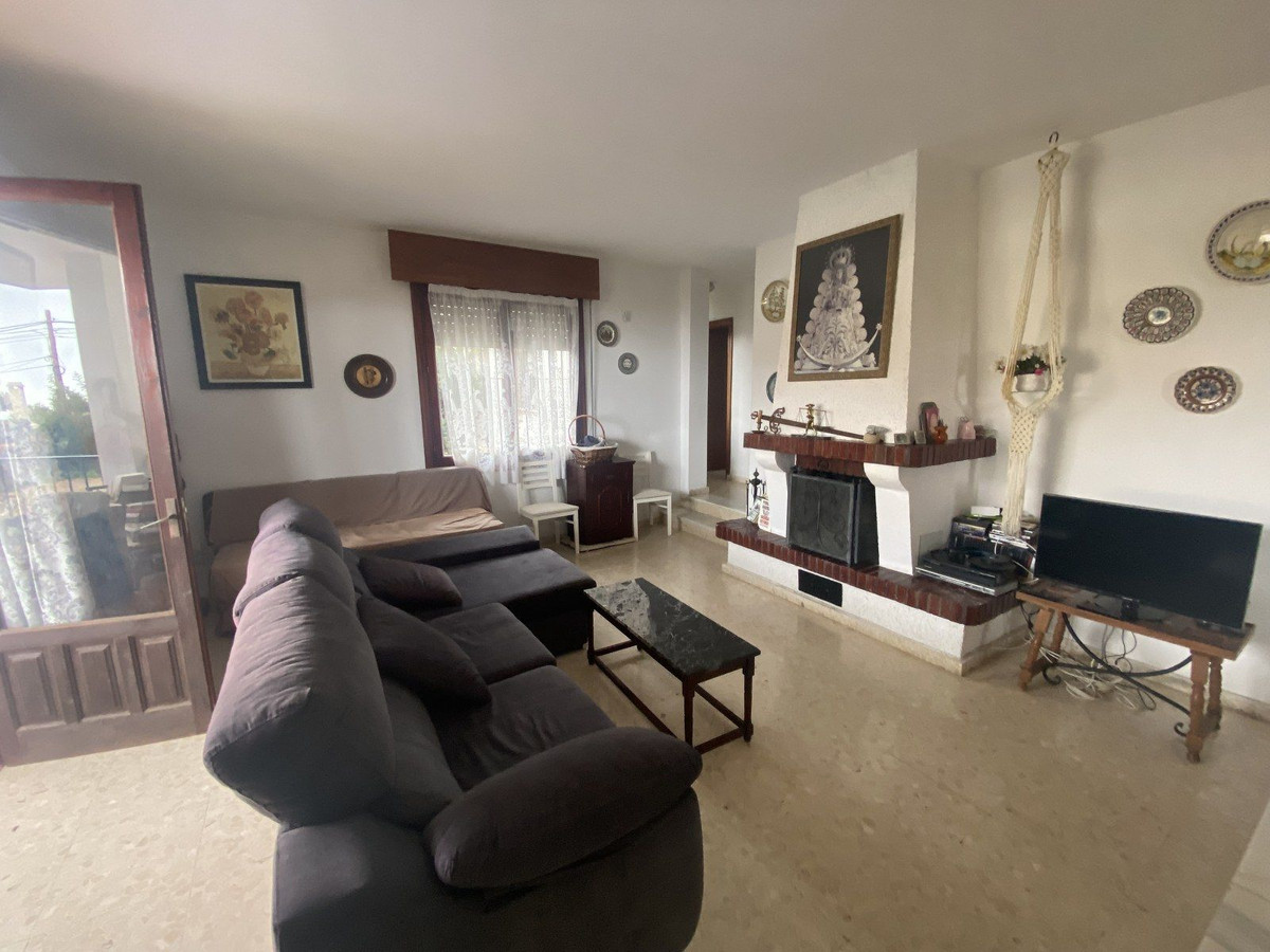 Vrijstaande Villa in La Capellania-33