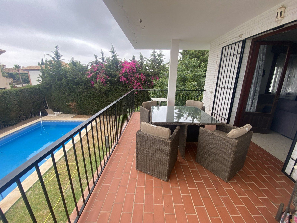 Vrijstaande Villa in La Capellania-35