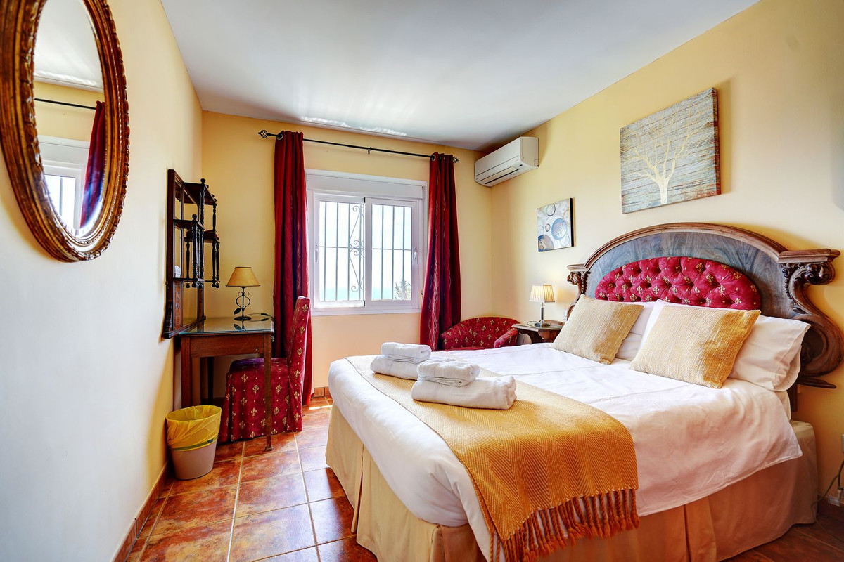Vrijstaande Villa in La Capellania-15
